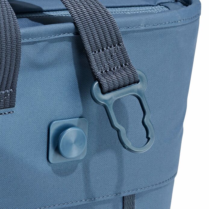 carryouttm-soft-cooler-tote-30-l-q9 250815_hydro_cooler_details_14841_6.jpg
