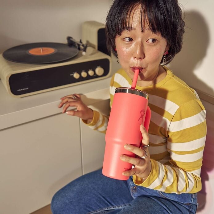 24-oz-travel-tumbler-l7 hf_s26_mcinnis_2487.jpg
