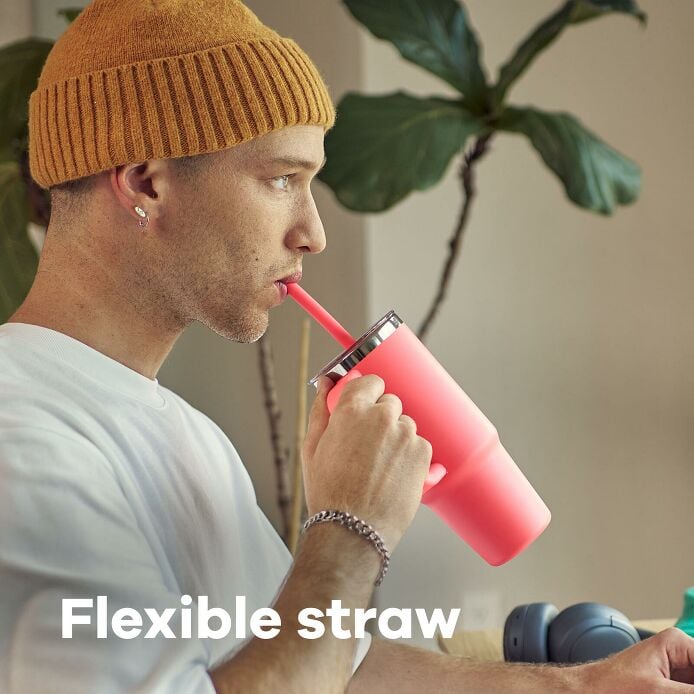 hydration-handledtm-bundle-e2 hf_s26_ttpscc_apdp_06.jpg
