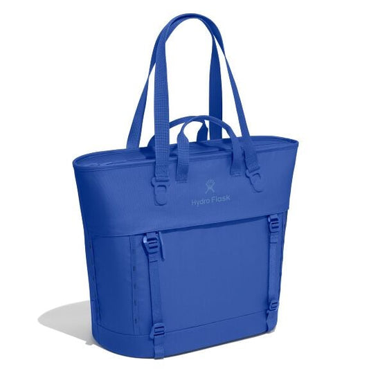 carryouttm-soft-cooler-tote-30-l-q9 maxiit382_carryout_tote_30l_capri_blue_angled_1.jpg