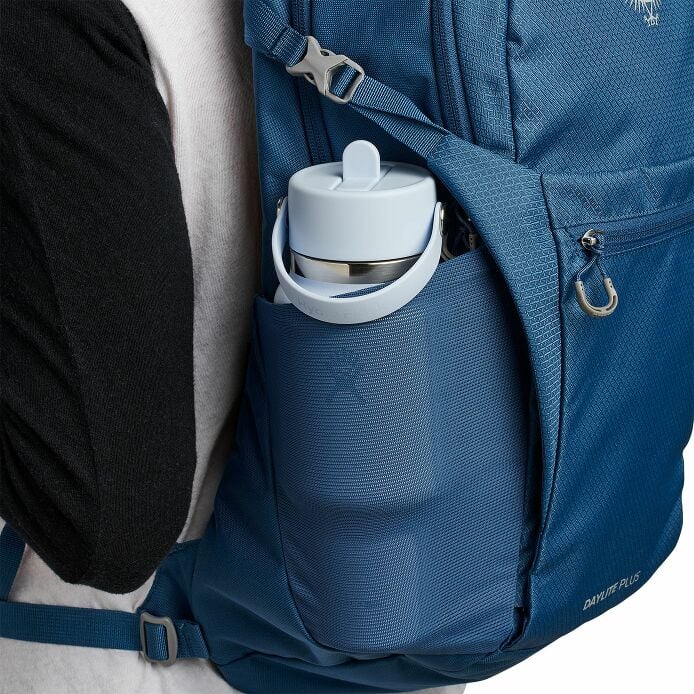 24-oz-travel-bottle-with-flex-straw-cap-g2 travelbottle-hb-backpack_1_8_1.jpg